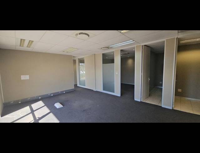 BUSINESS PROPERTY TO RENT IN CARLSWALD